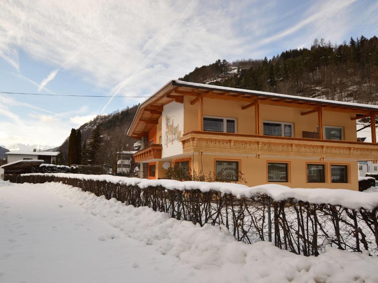Cozy Apartment In Oetz Close To Ski Area Exterior foto